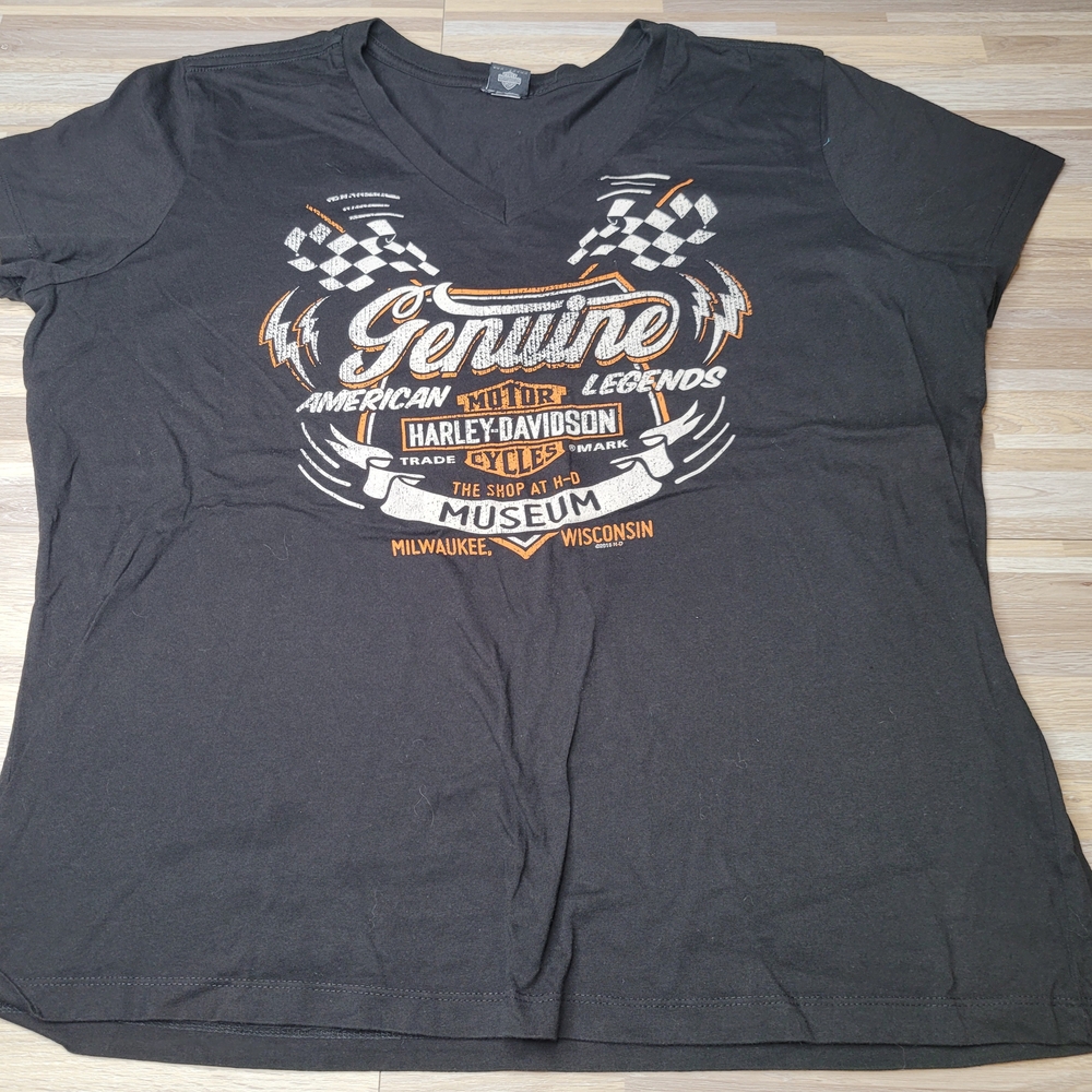 Harley-Davidson‎ Museum Womens XL Wisconsin Tee in Black & Orange V Neck